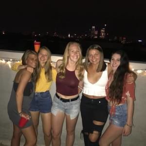 Meet your Posher, Melissa